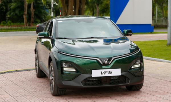 Giá xe Vinfast Vf6 Hà Nội tháng 12/2025.